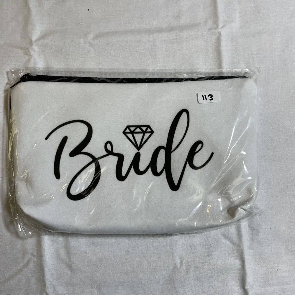 The Pouch Bride Makeup Bag Womens OS‎ White NWT Canvas Diamond Graphic Wedding